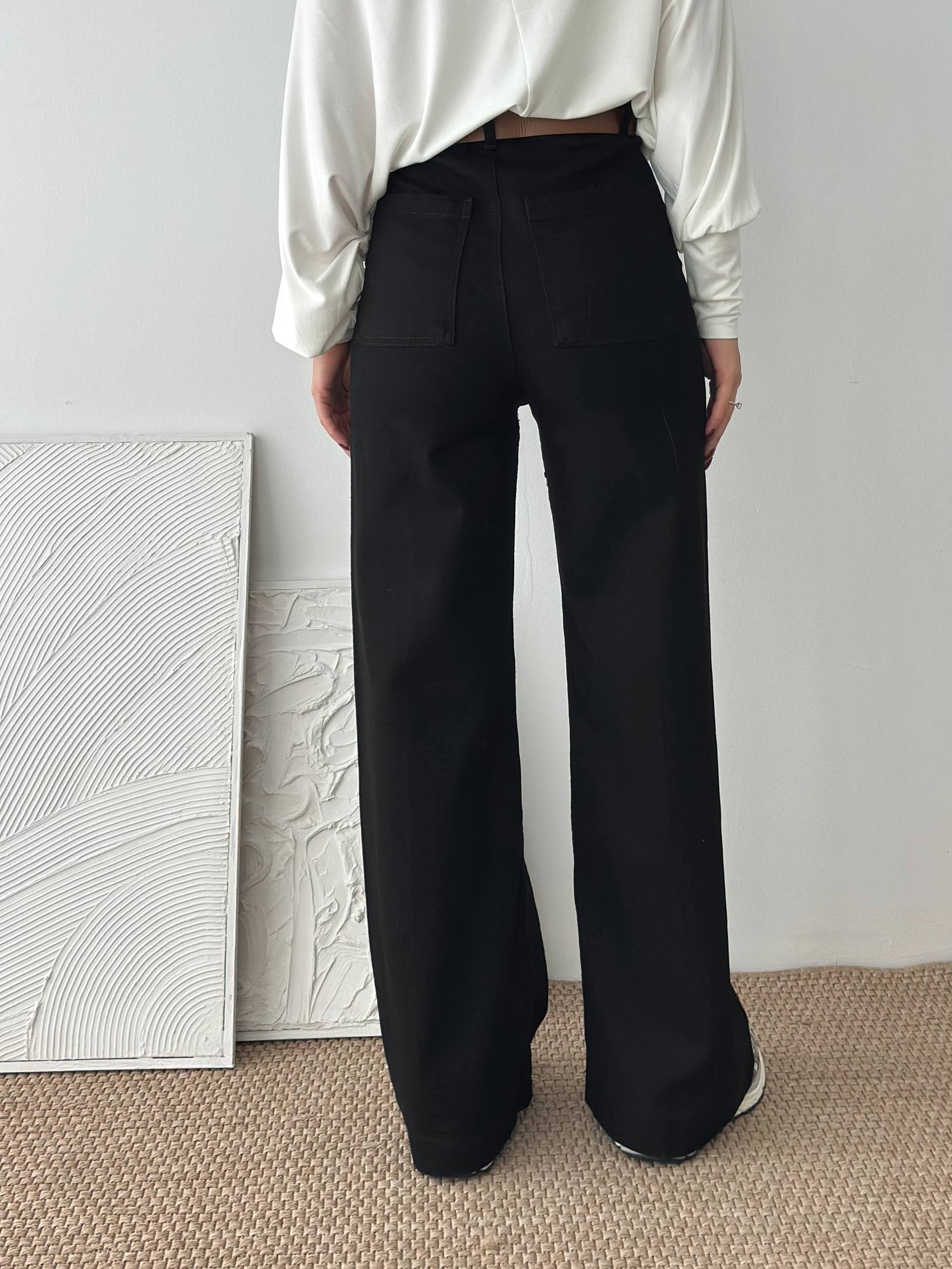 KEMERLİ SİYAH KOT PANTALON
