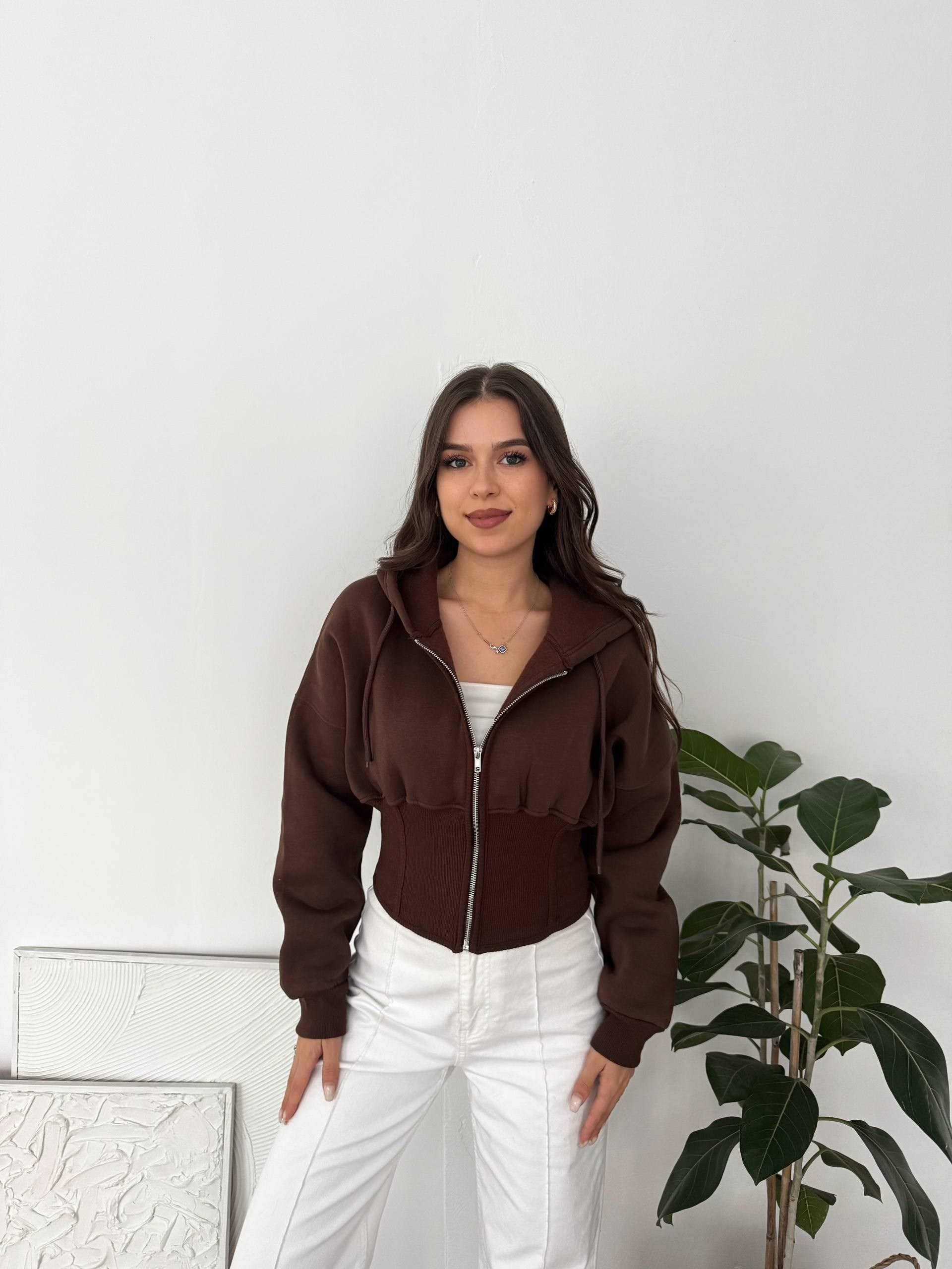 KORSE DETAY KAHVERENGİ HIRKA 