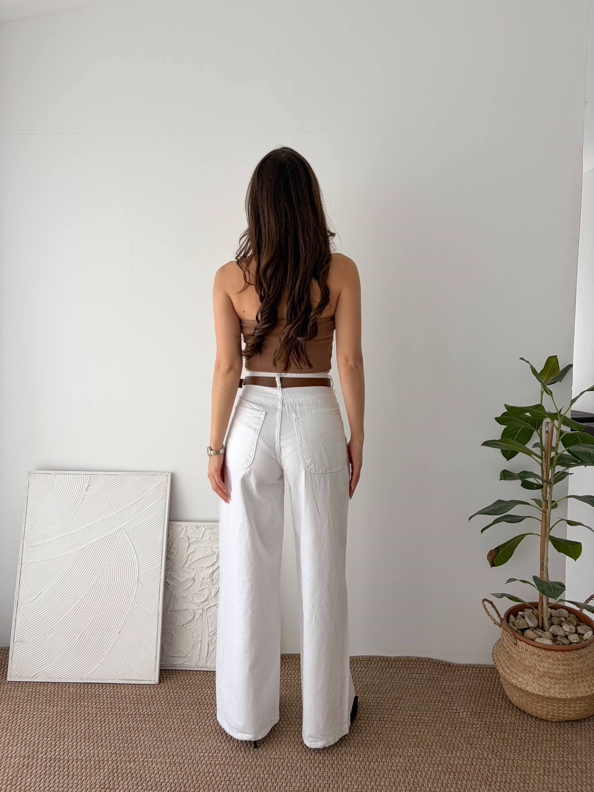 LİKRASIZ DERİ KEMERLİ BEYAZ PANTALON