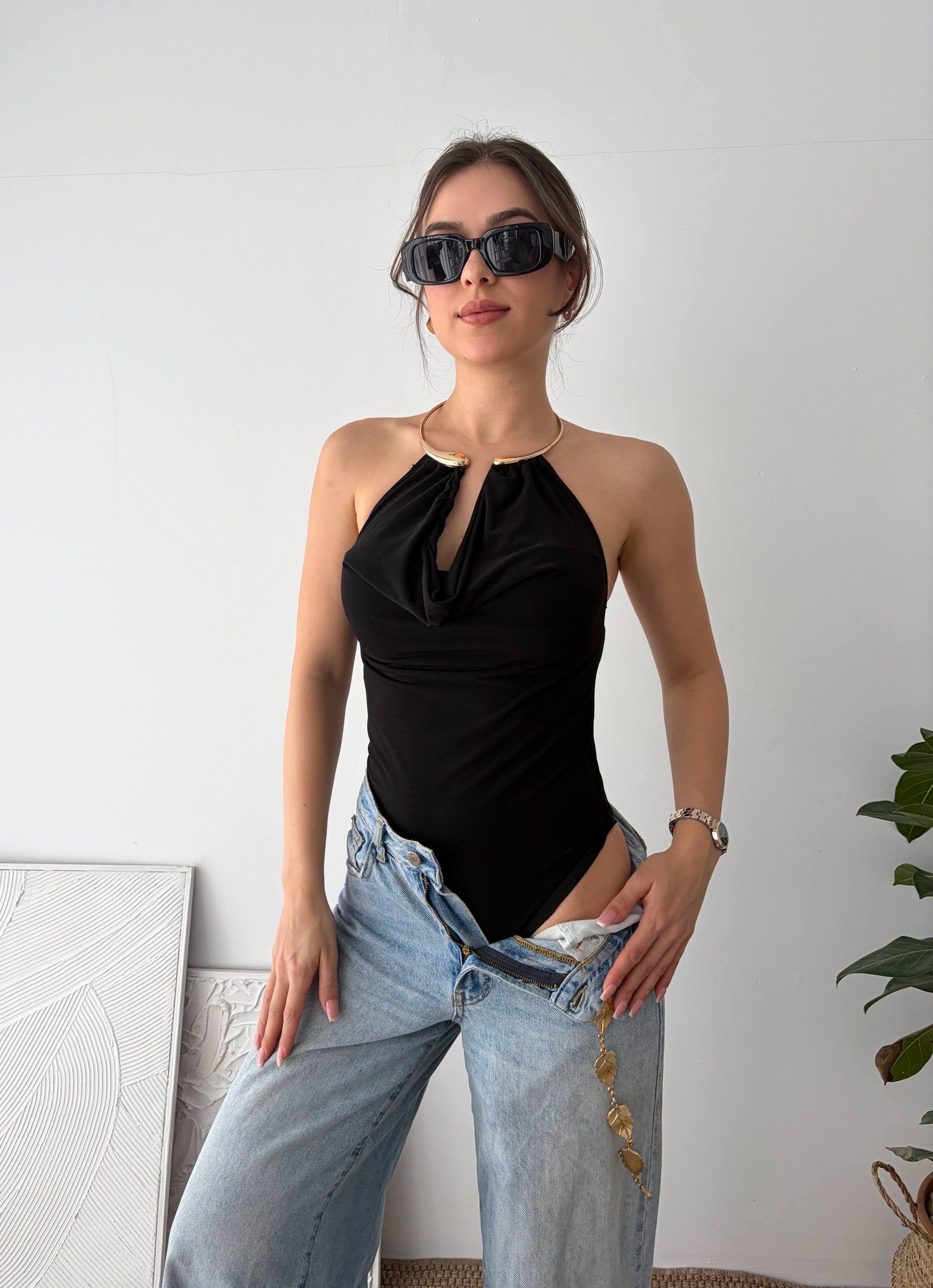 METAL ASKI SİYAH BODYSUİT 
