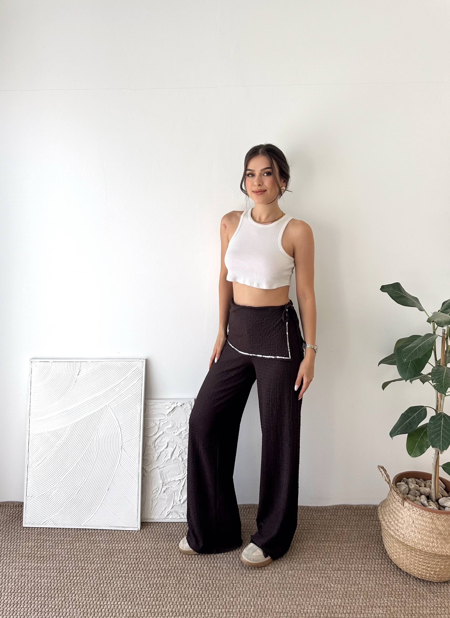 PAYETLİ KAHVERENGİ ETEK PANTALON