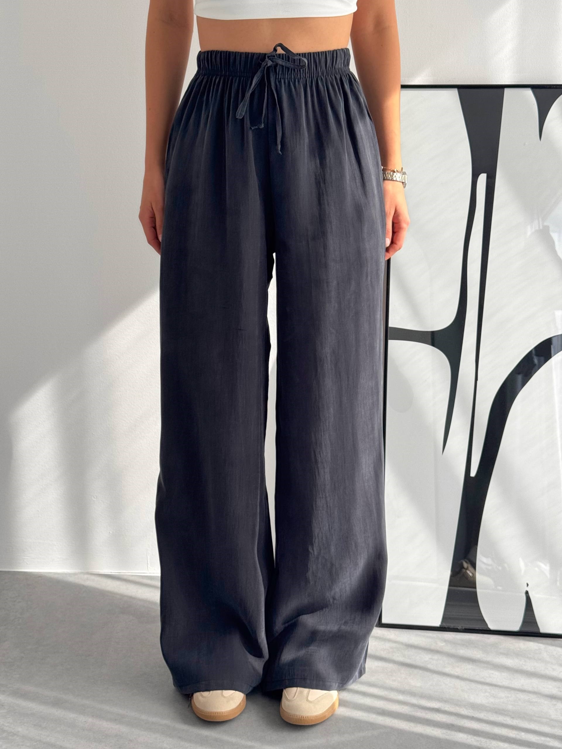 SOFT DOKULU GRİ KUMAŞ PANTALON