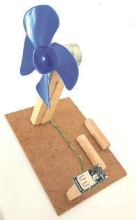 orktektsrm29Rüzgar Enerjisi ile Cep Telefonu Şarj Projesi StandlıTeknoloji Tasarım ÜrünleriOkularenkkat