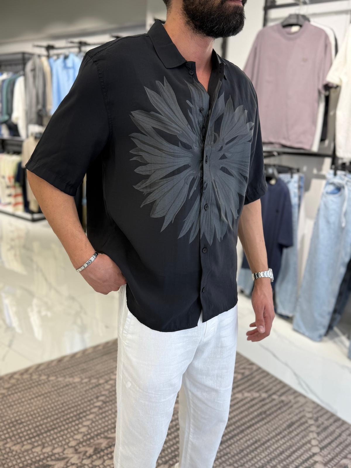 Çiçek Baskılı Oversize Kalıp Kısa Kol Gömlek Siyah