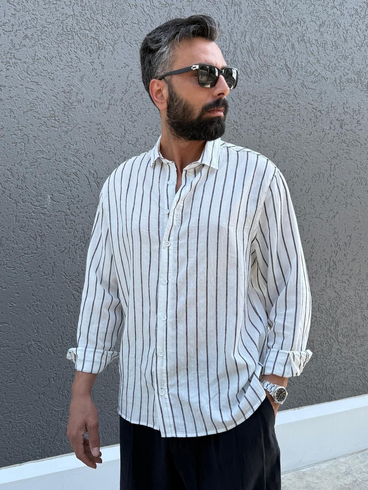 Çizgi Detaylı Oversize Kalıp Gömlek Beyaz