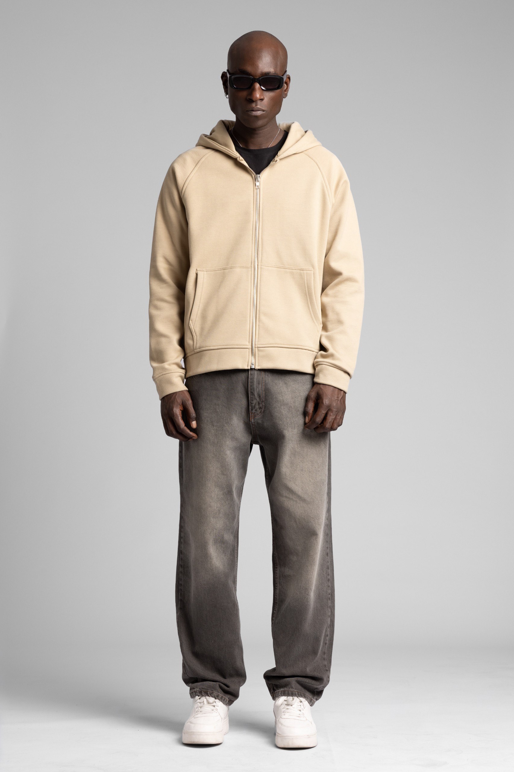 Diyagonal Dokulu Fermuarlı Kapüşonlu Sweatshirt Bej