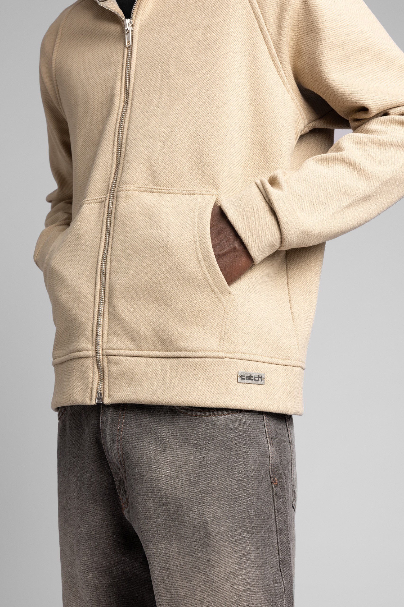Diyagonal Dokulu Fermuarlı Kapüşonlu Sweatshirt Bej