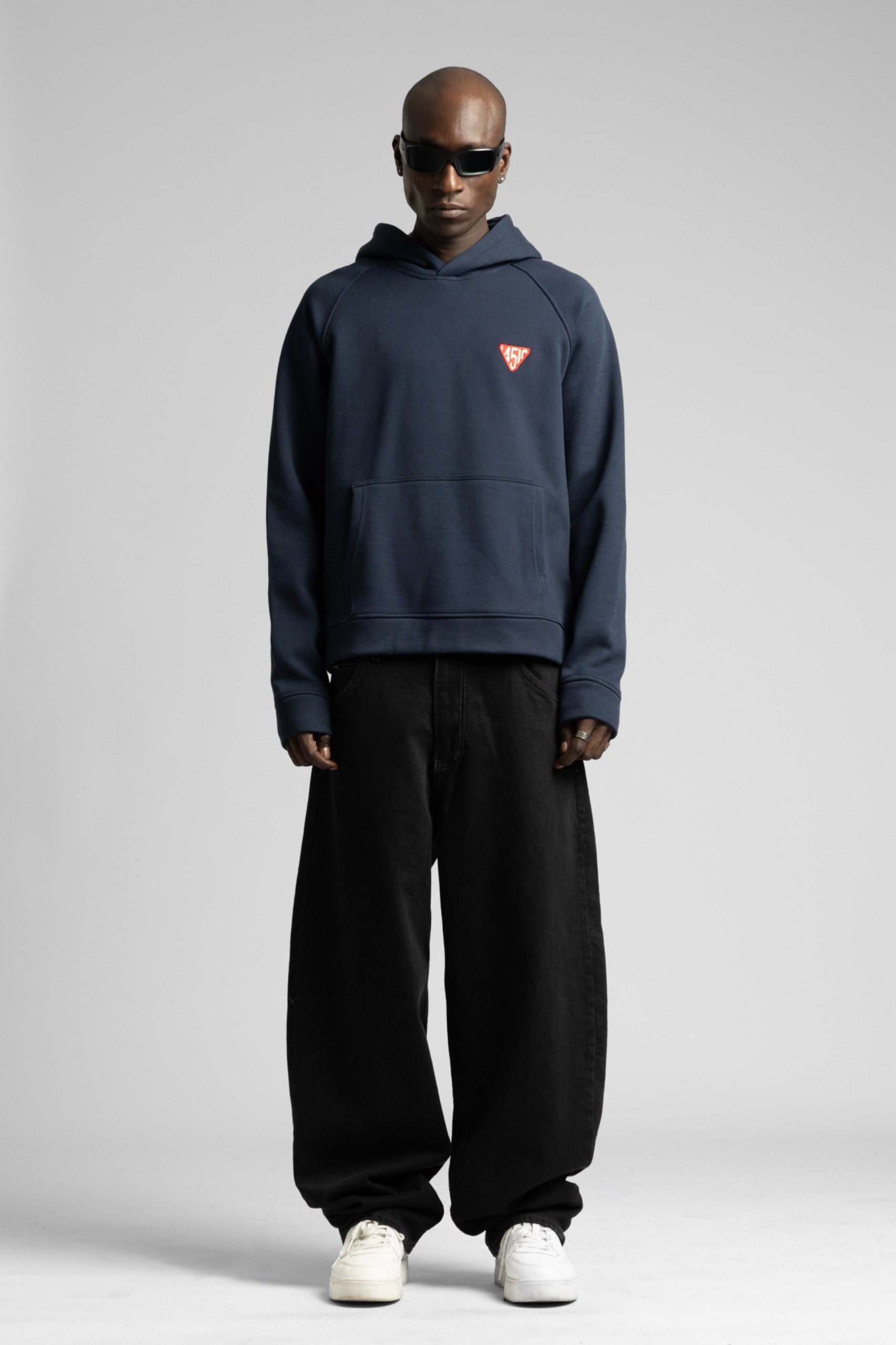Minimal Nakış Detaylı Kapüşonlu Sweatshirt  Lacivert