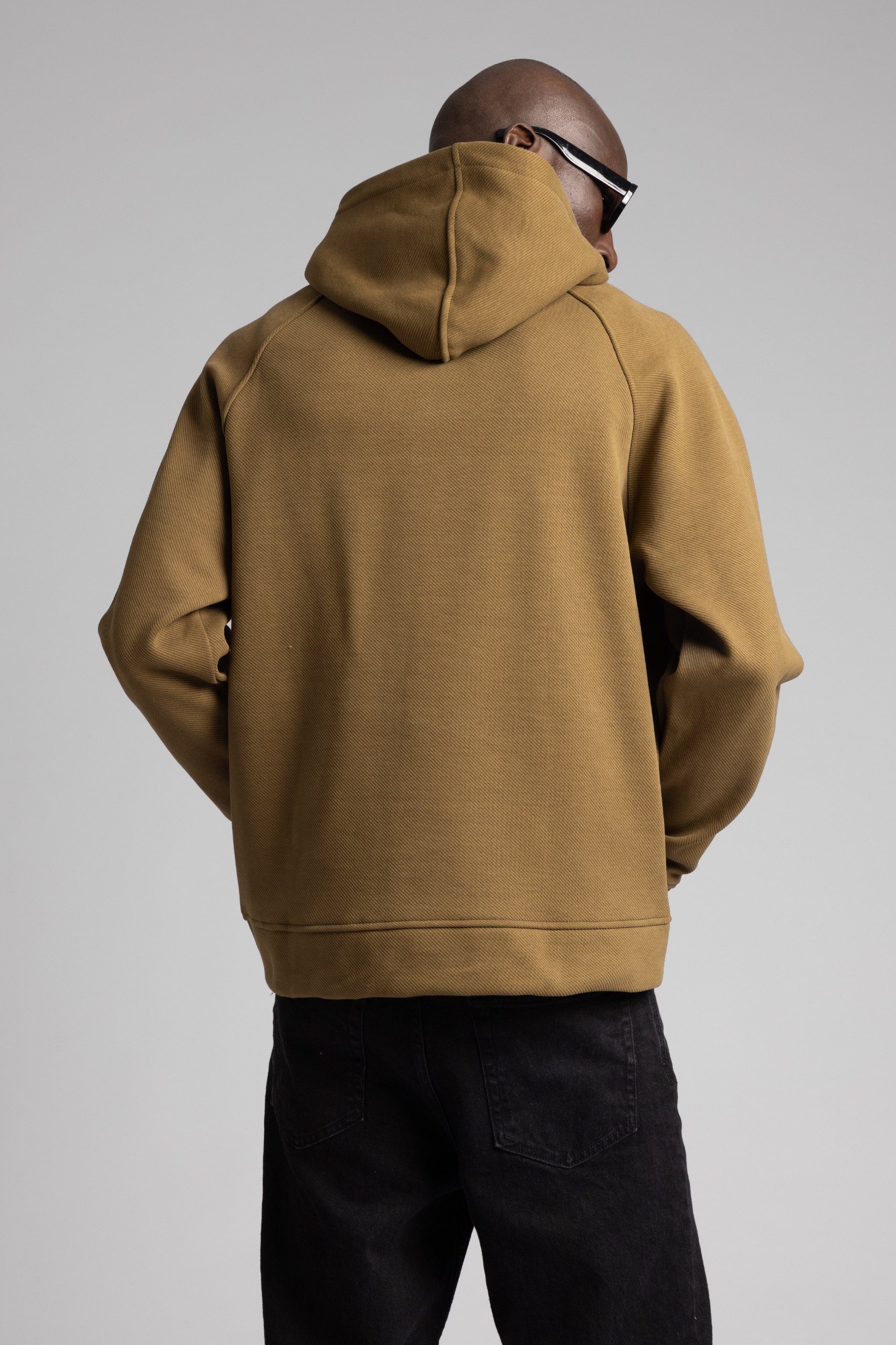 Minimal Nakış Detaylı Kapüşonlu Sweatshirt Haki