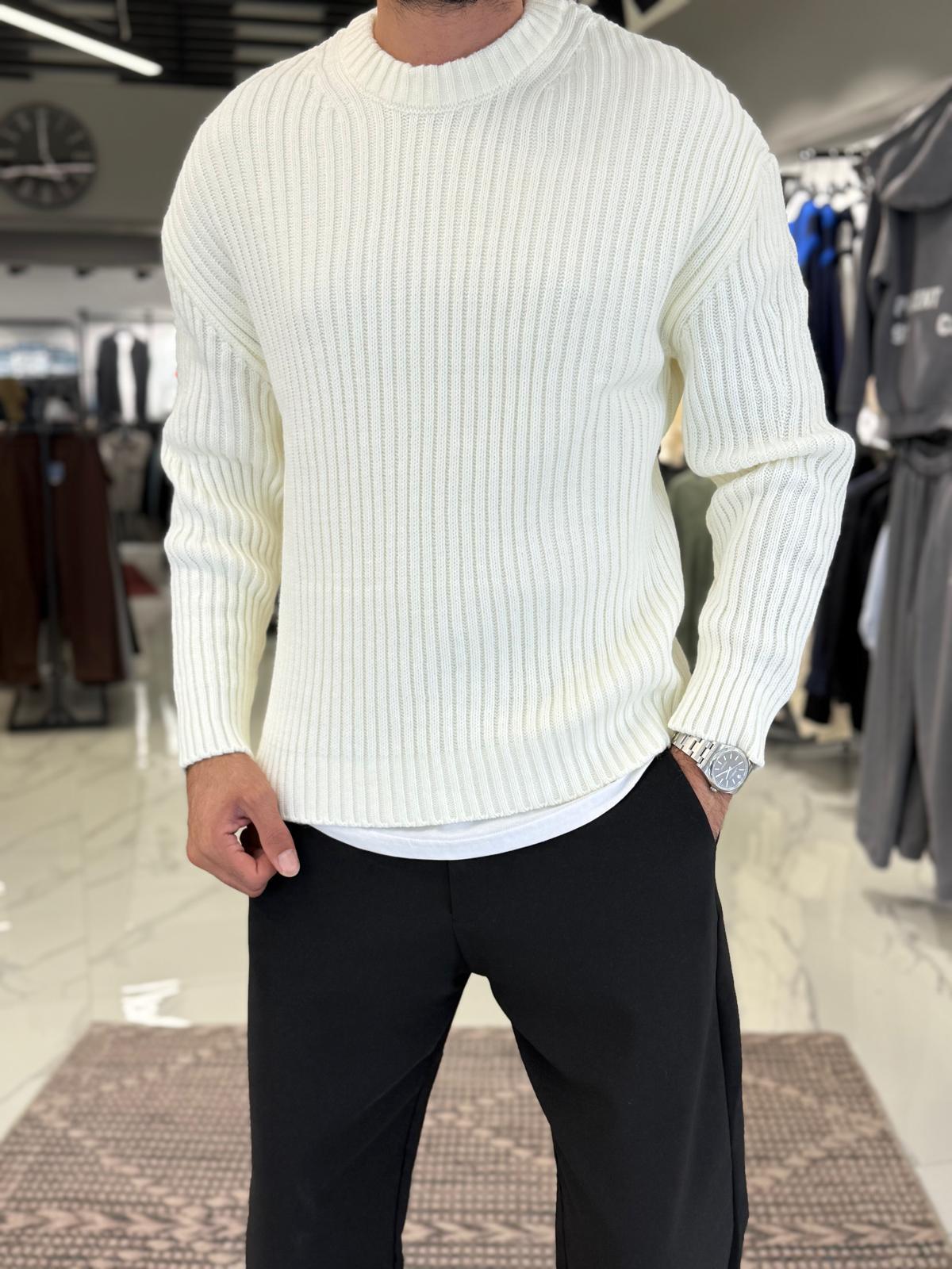 Oversize Kalıp Dolgun Örme Kazak Beyaz