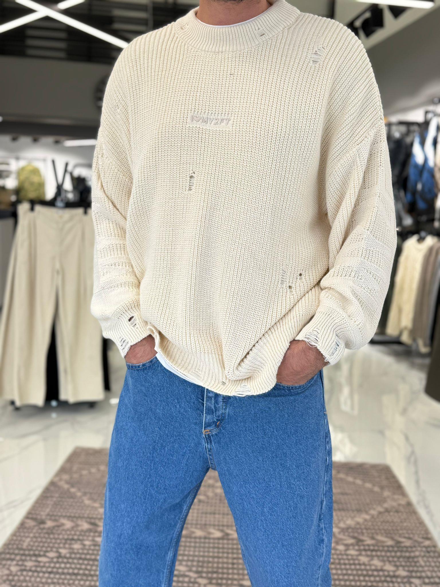 Oversize Yırtık Detaylı Örme Kazak Krem