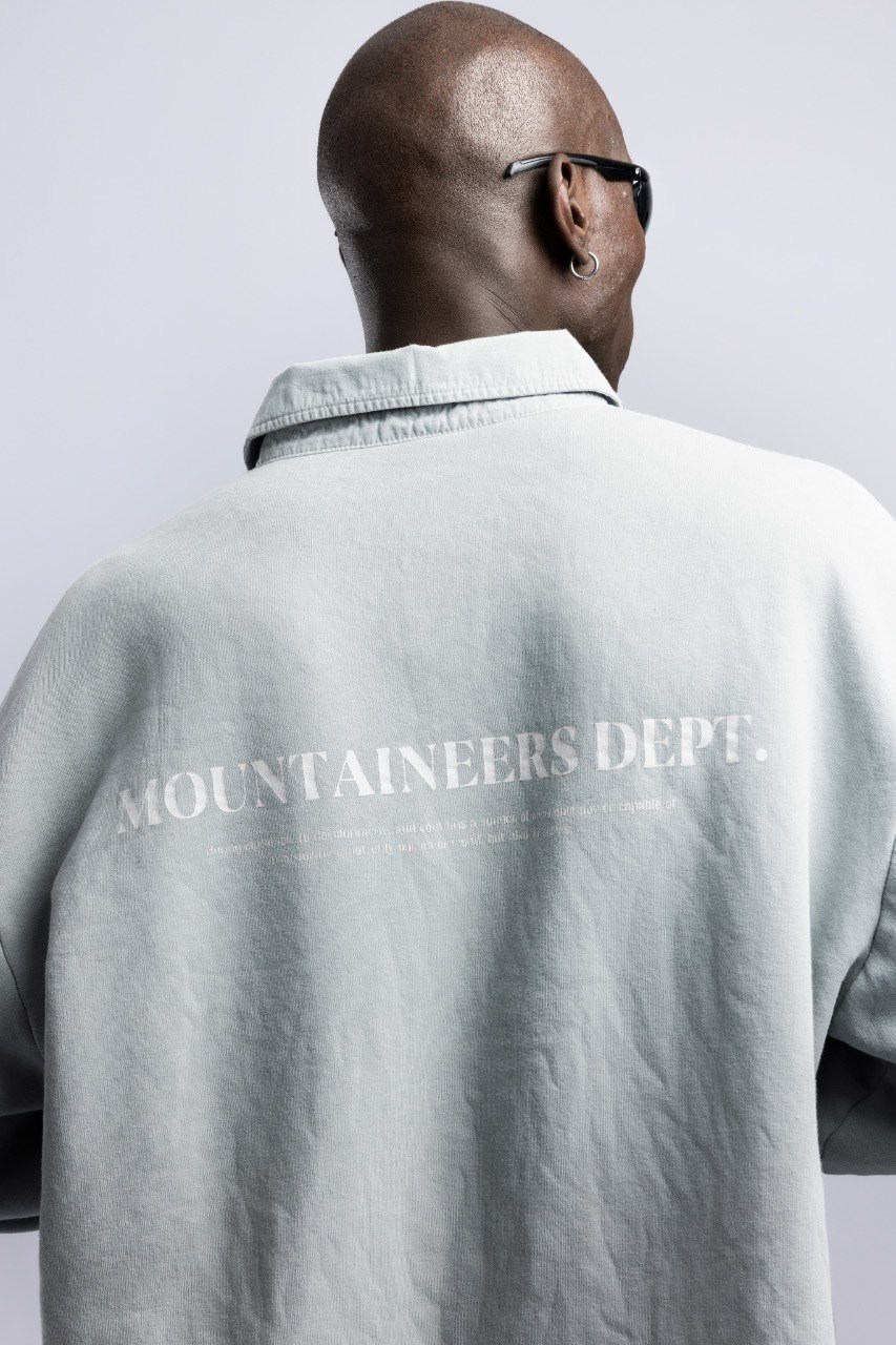 Polo Yaka Dugmeli Yazi Baskili Sweatshirt Gri