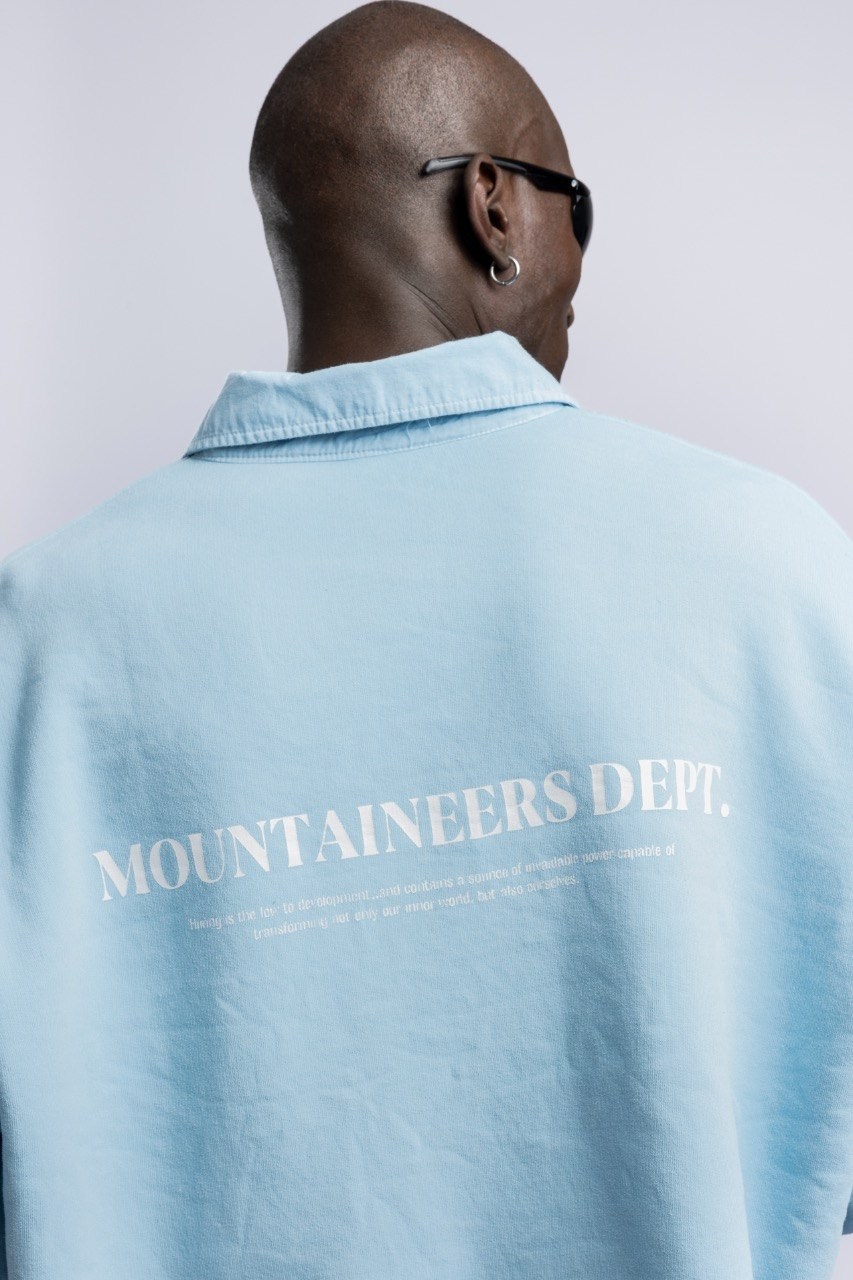 Polo Yaka Dugmeli Yazi Baskili Sweatshirt Mavi