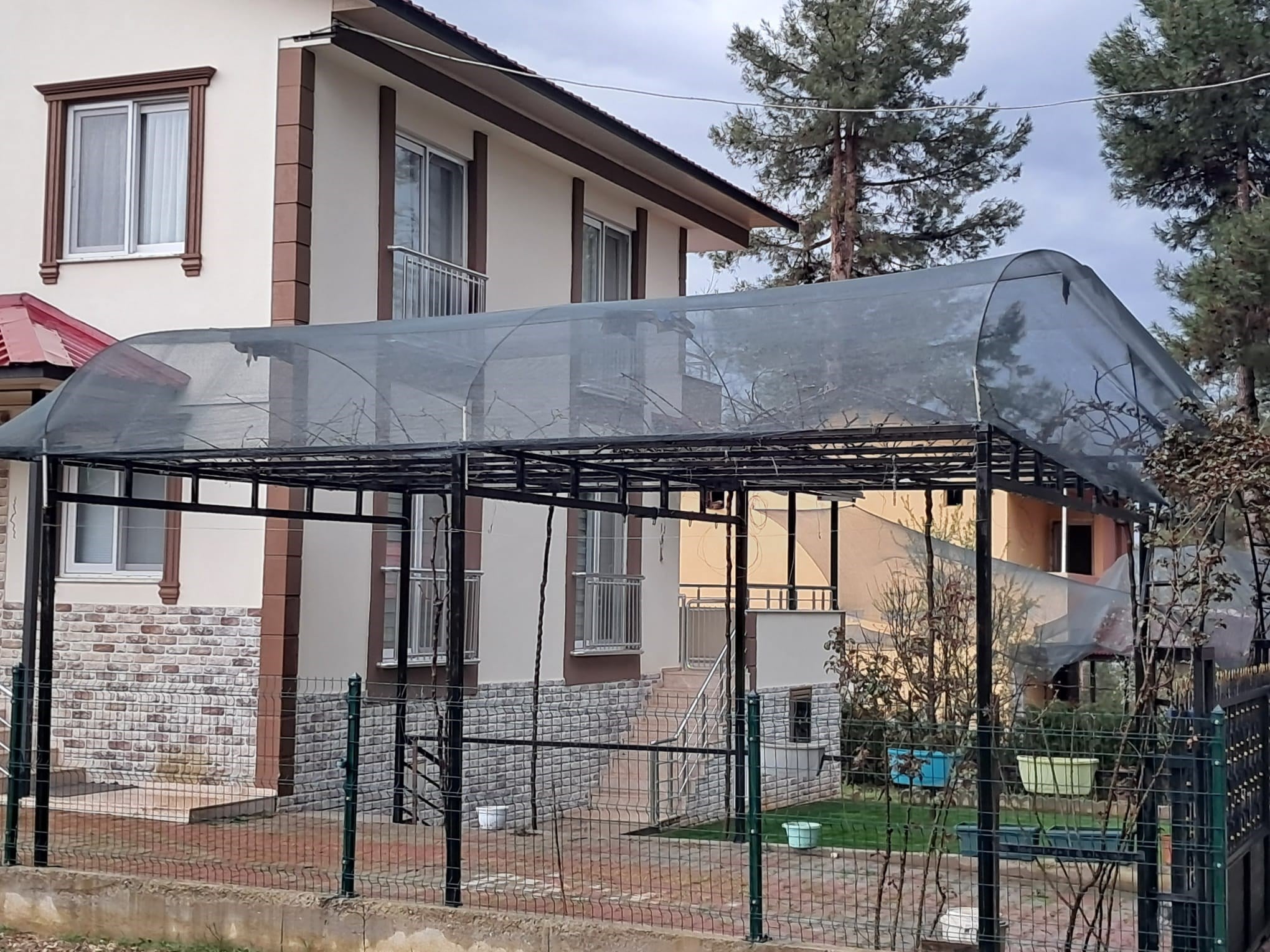 Gölgeleme Filesi - 55lik - Yeşil - Şeritli ve Kuşgözü Halkalı 