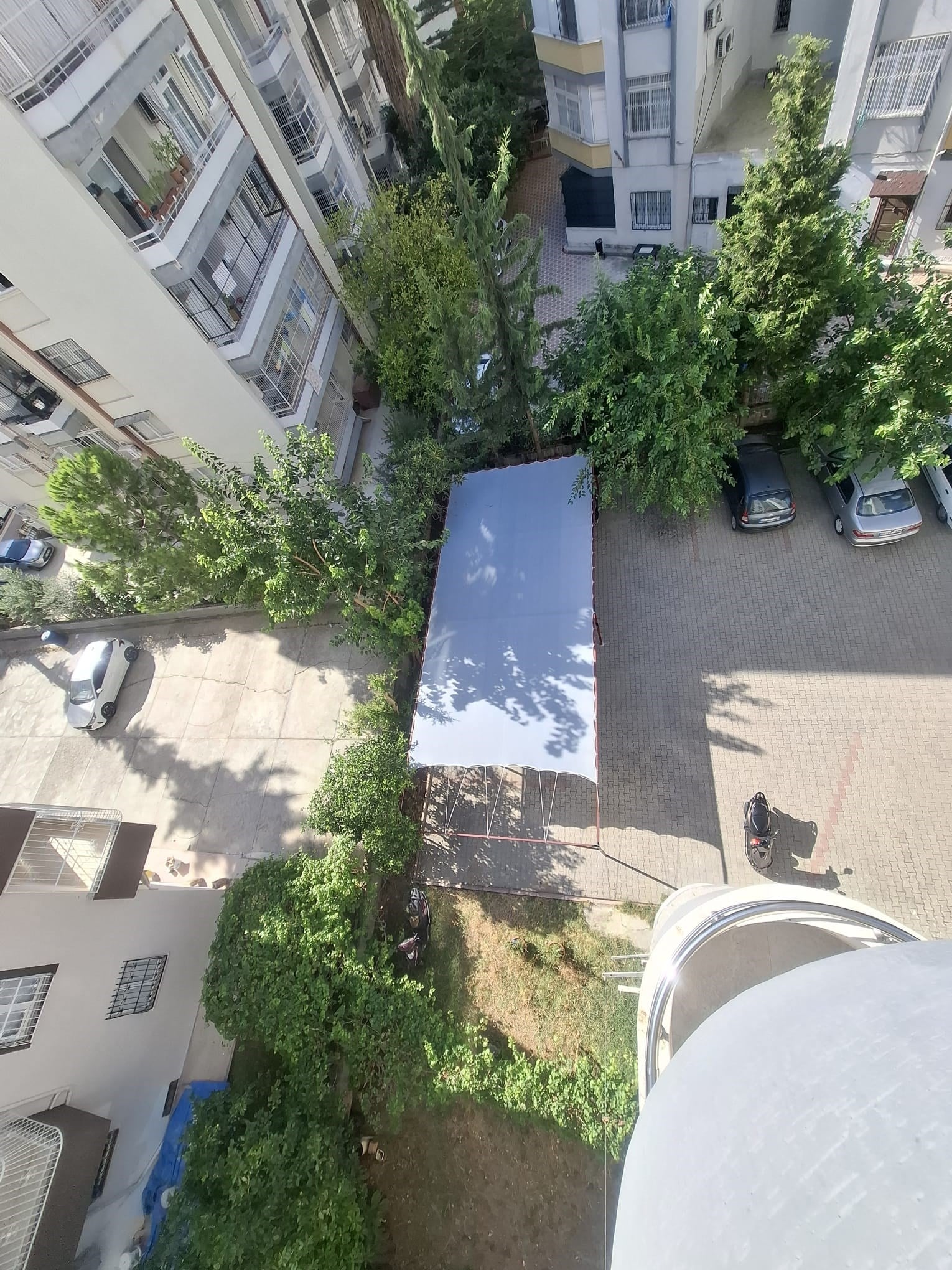 Otopark ve Araba Gölgeliği - 95lik 140 gram /m2 - Şeritli ve Kuşgözü Halkalı - Gri