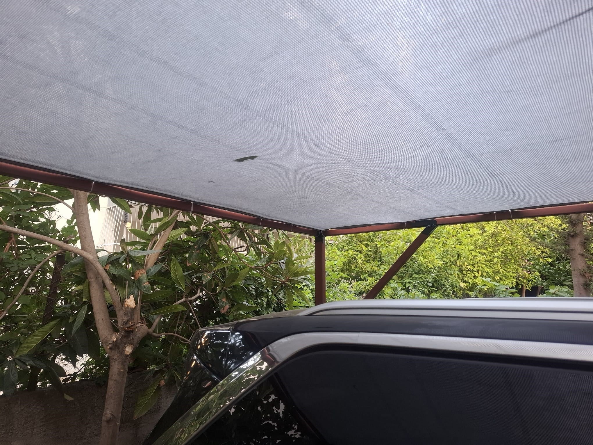 Otopark ve Araba Gölgeliği - 95lik 140 gram /m2 - Şeritli ve Kuşgözü Halkalı - Gri