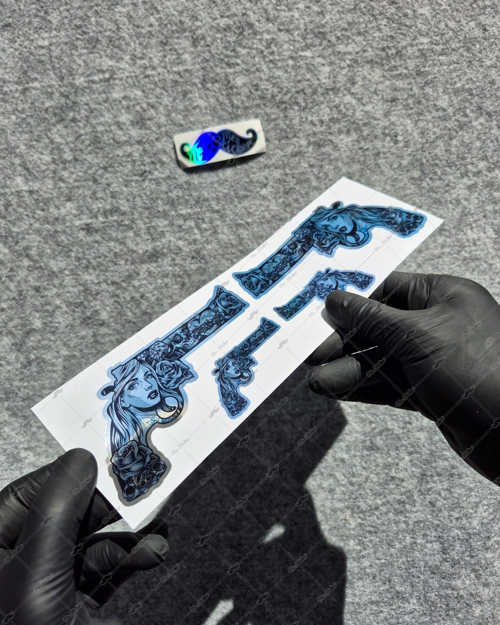 CHR17 Krom Seri Gengsta Motifli Pistol Etiketi