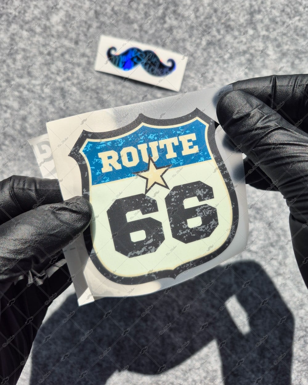 GIDW30 Karanlıkta Işıldayan Route 66 Etiketi