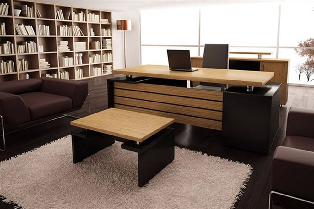 Monev Executive Desk