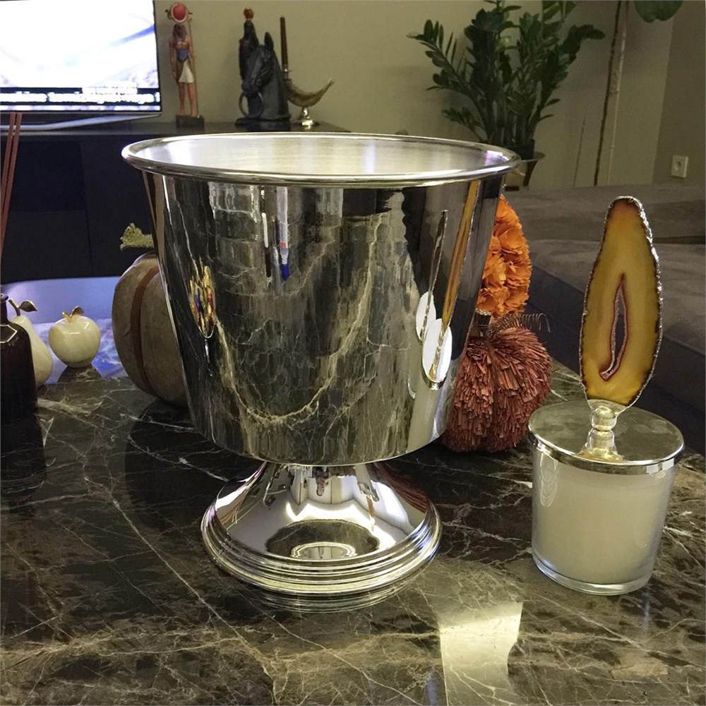 Ayaklı Vazo Saksı Kovası