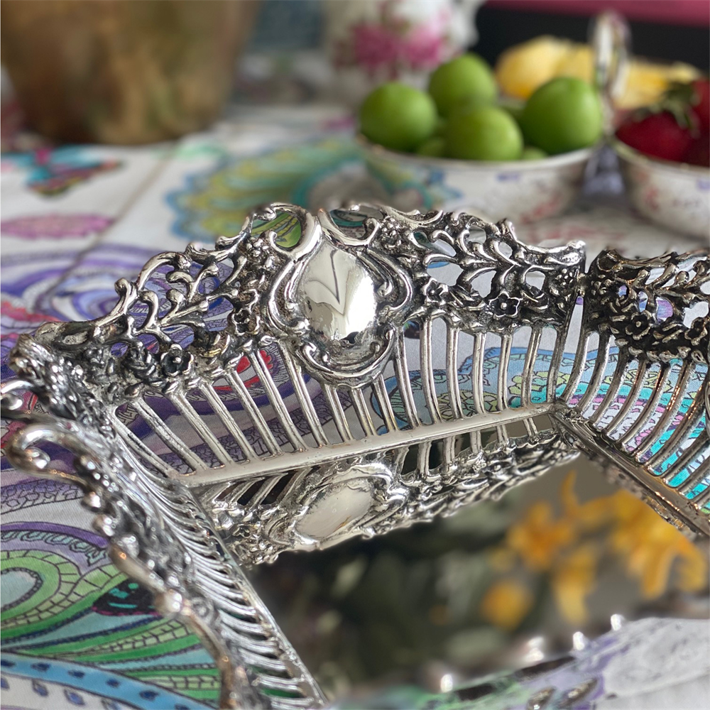 BUCONCEPTKare Döküm Sele Ekmeklik Servis