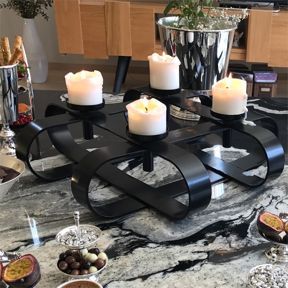 Sekiz Kıvrık Şamdan