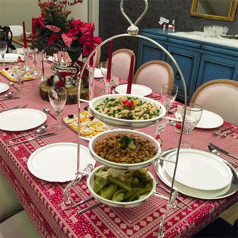 Üç Katlı Yuvarlak Servis Standı