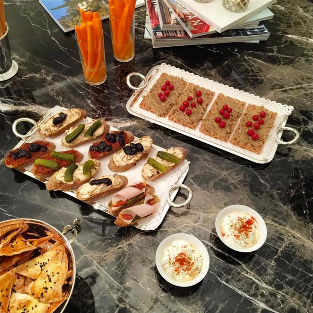 Yuvarlak Kulplu Dikdörtgen Tepsi