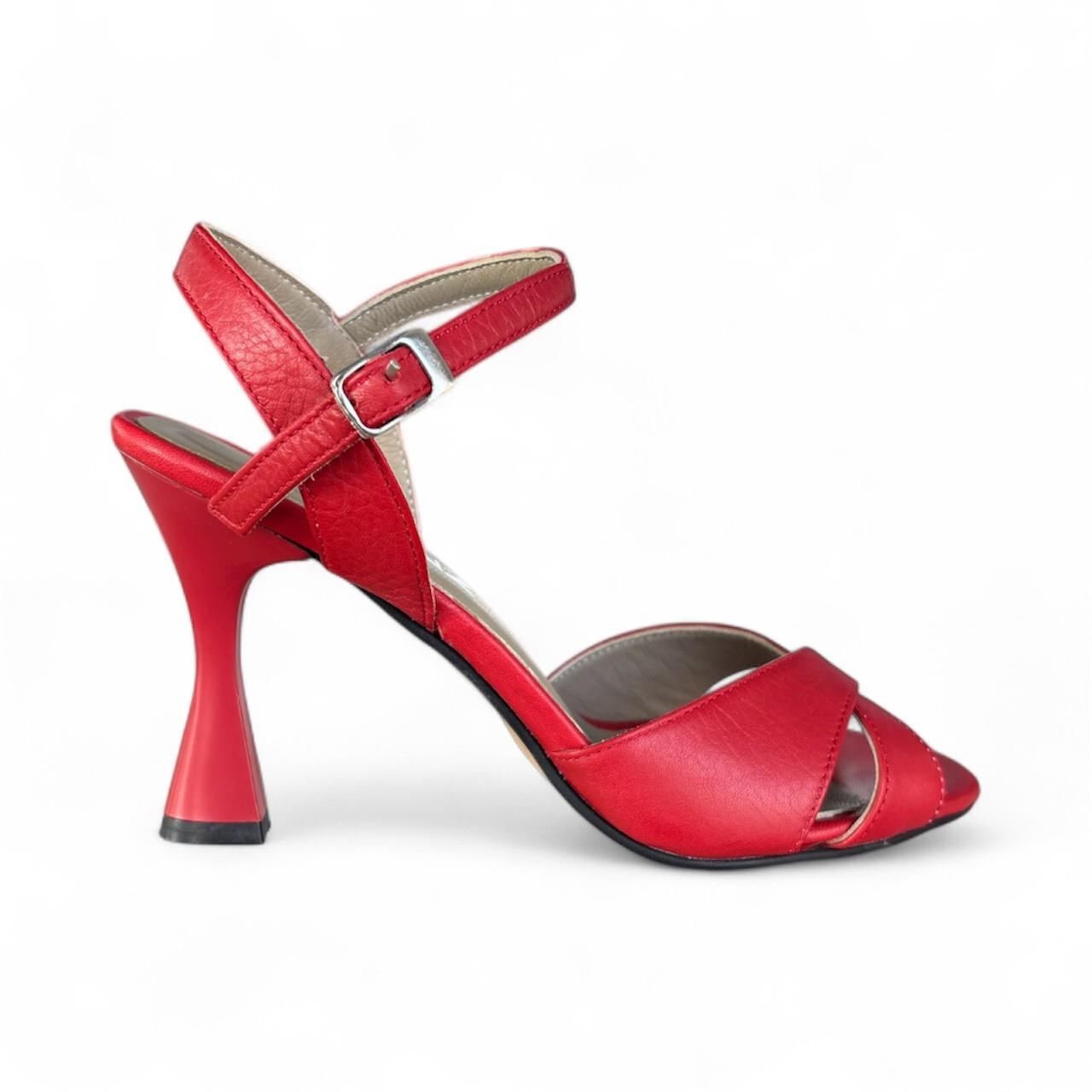 Kadın Hakiki Deri Bilekten Tokalı Abiye Ayakkabı Kırmızı