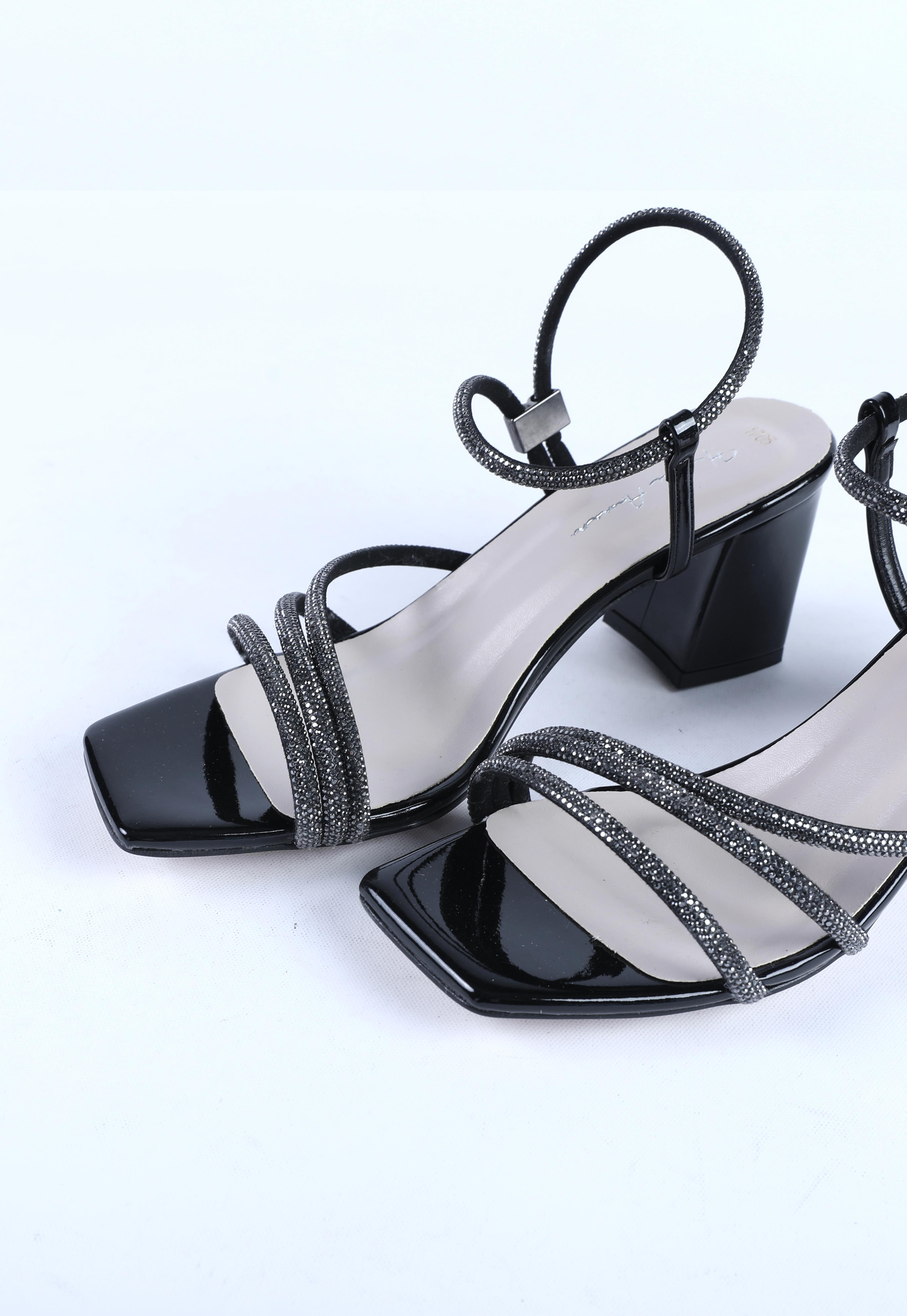 Kadın Taş Kordon Detaylı Abiye Ayakkabı Siyah