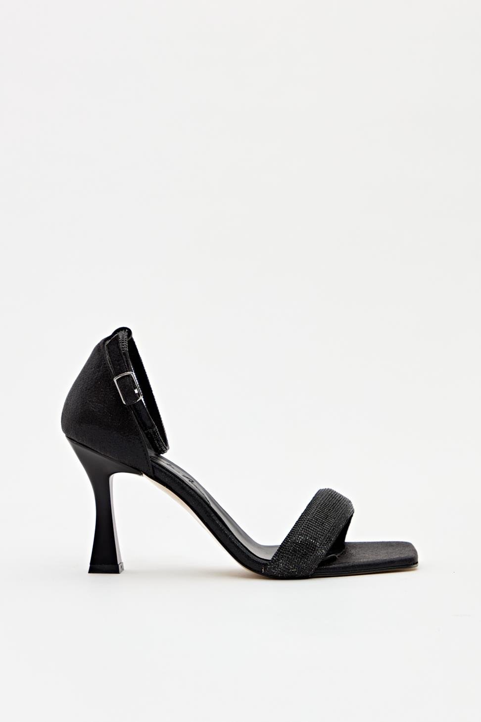 Kadın Tek Bant Bilekten Tokalı Abiye Ayakkabı SİYAH