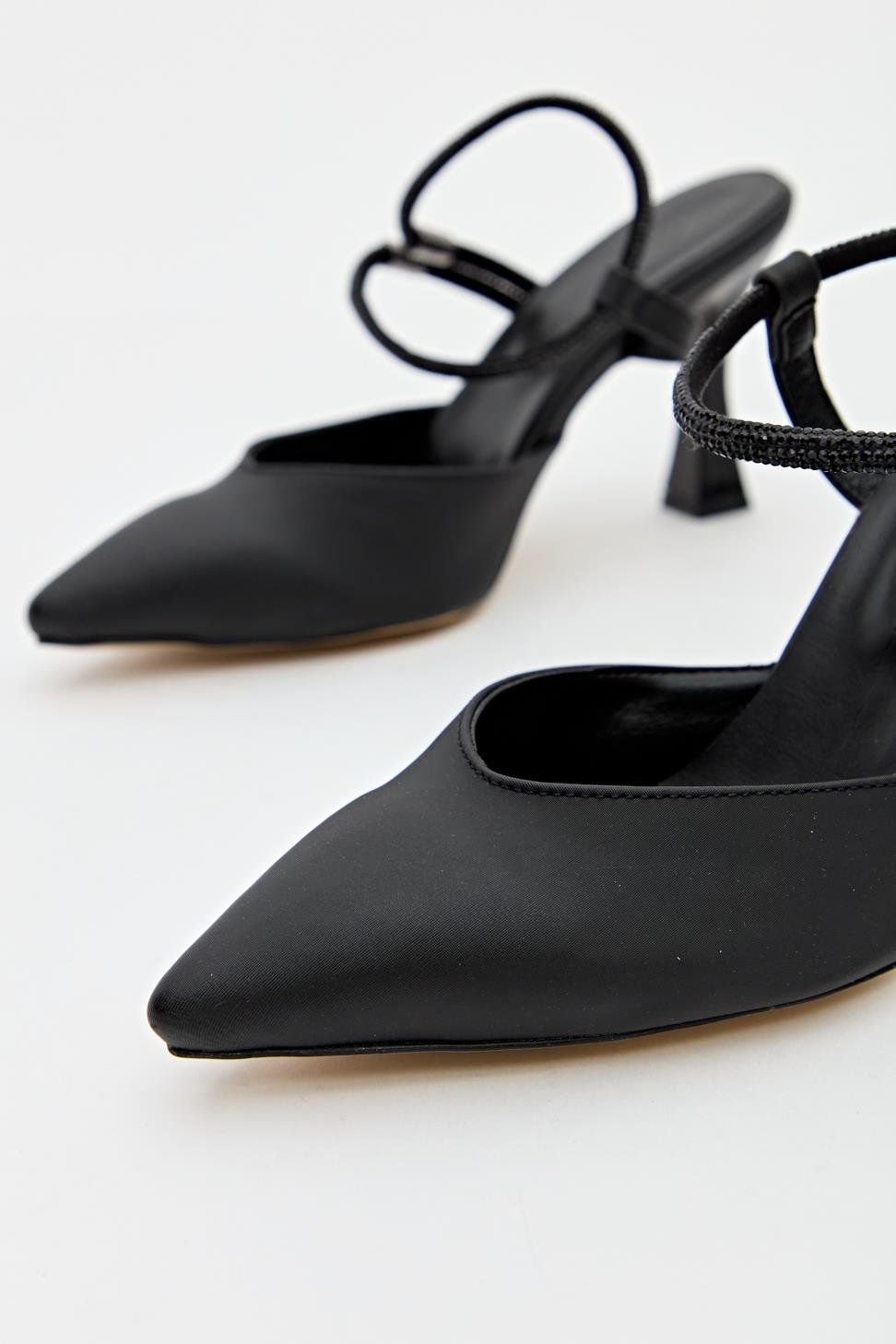 Kadın Topuklu Üstten Bantlı Abiye Ayakkabı SİYAH