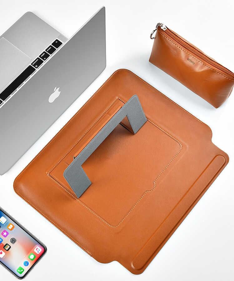 Apple Macbook 13.3' Pro 2022 M2 Wiwu Macbook Skin Pro Portable Stand Kılıf