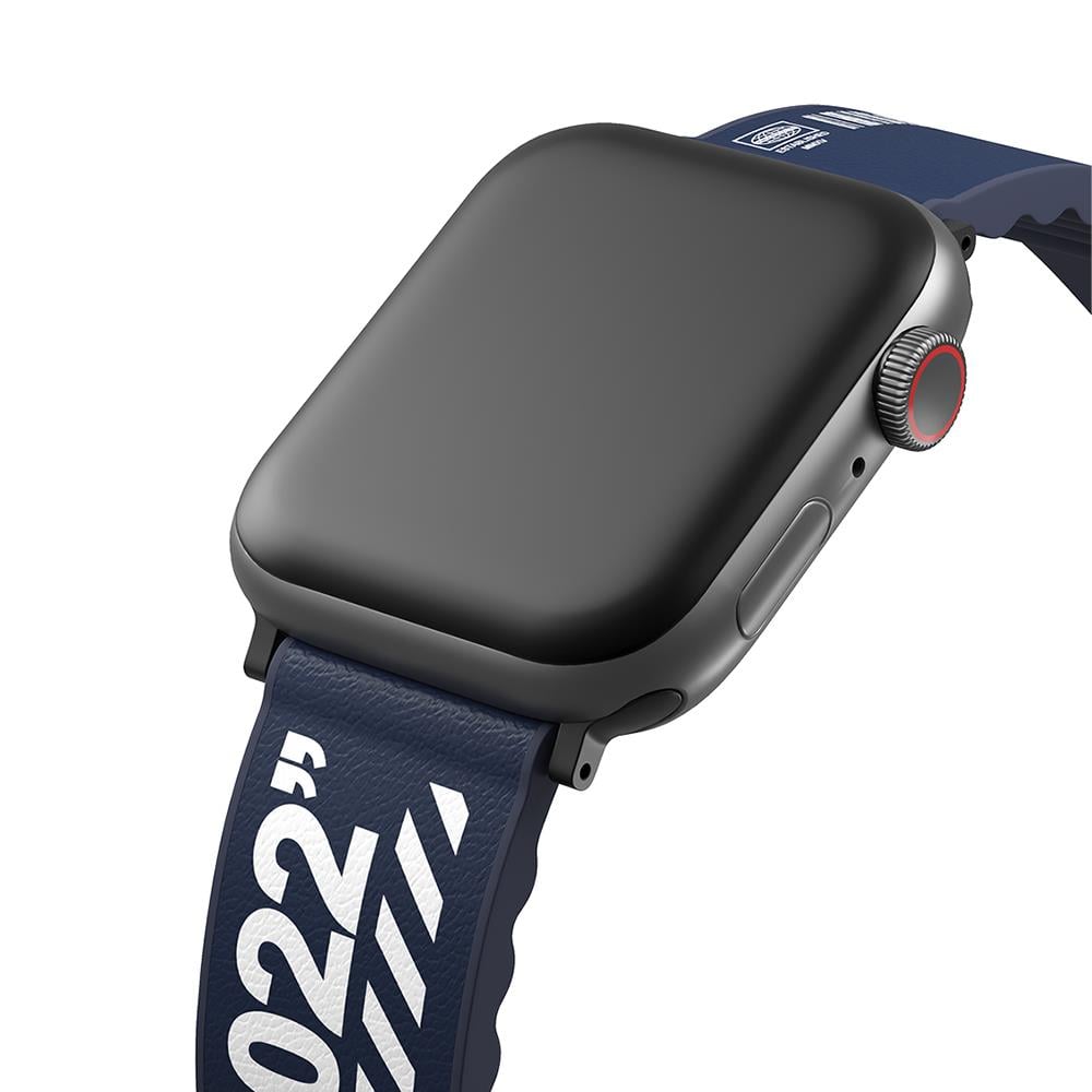 Apple Watch 7 45mm SkinArma Taihi Sora Yazı Desenli Deri Görünümlü Silikon Kordon