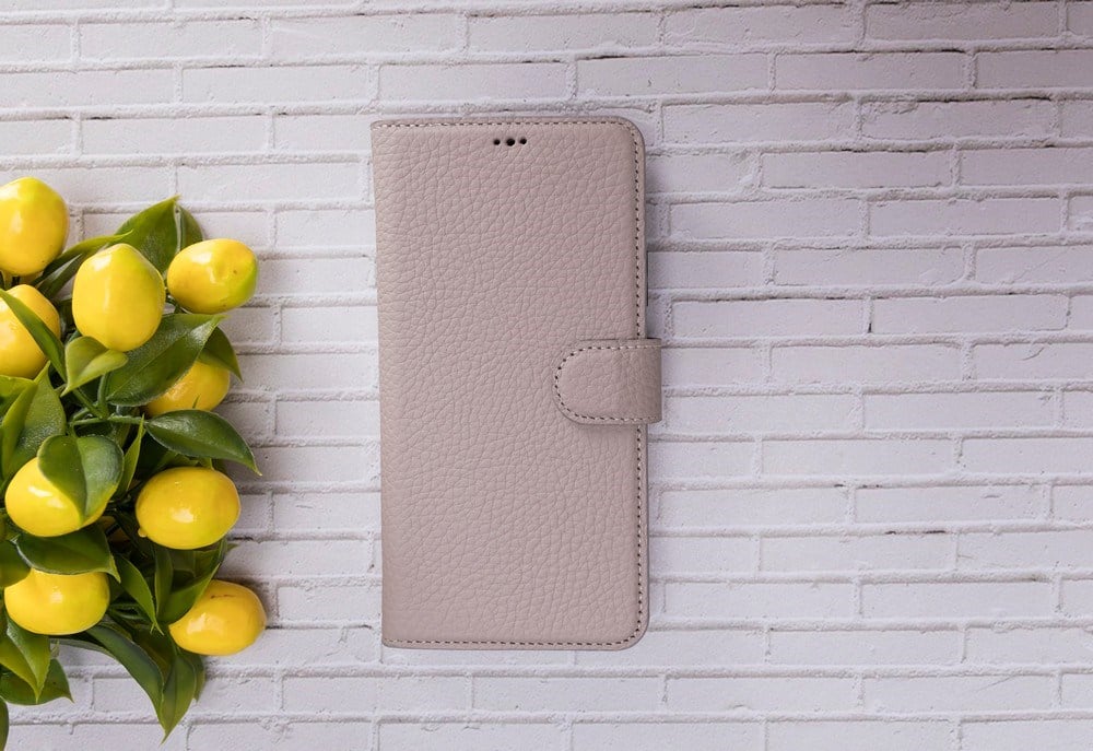 Apple iPhone 11 Pro Max Uyumlu Deri Cüzdanlı Kılıf ERC3 Bej