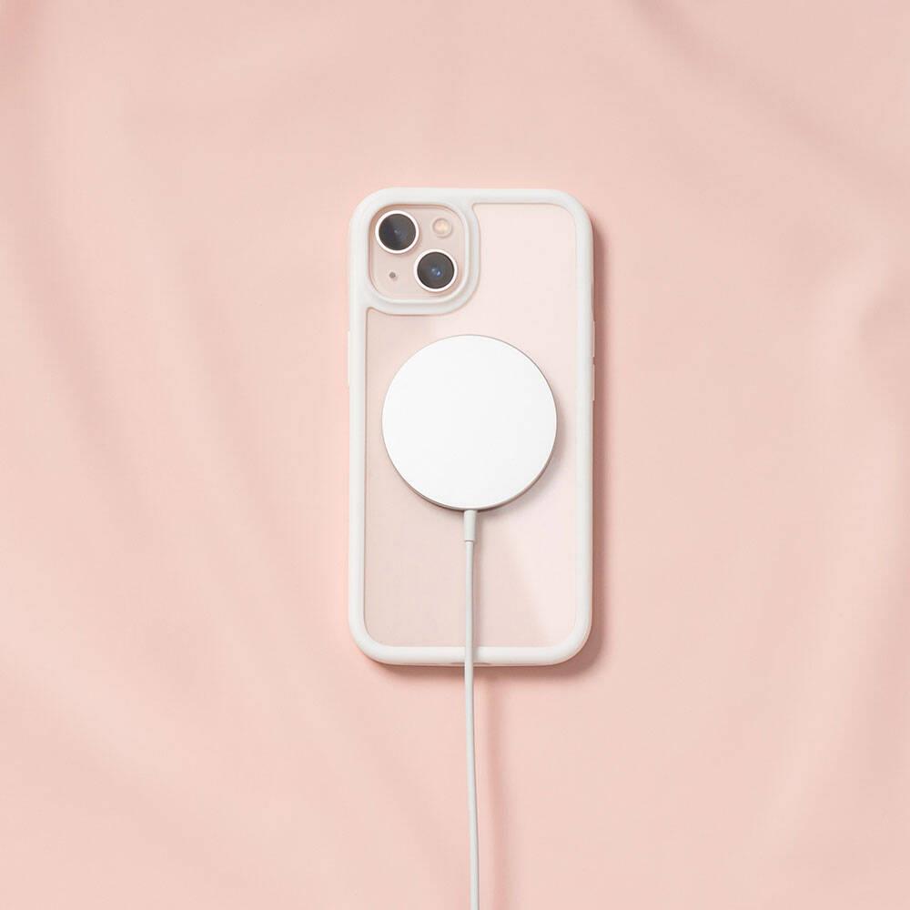 Apple iPhone 13 Kılıf Ultra İnce Şok Önleyicili Lisanslı Switcheasy Aero Plus Kapak