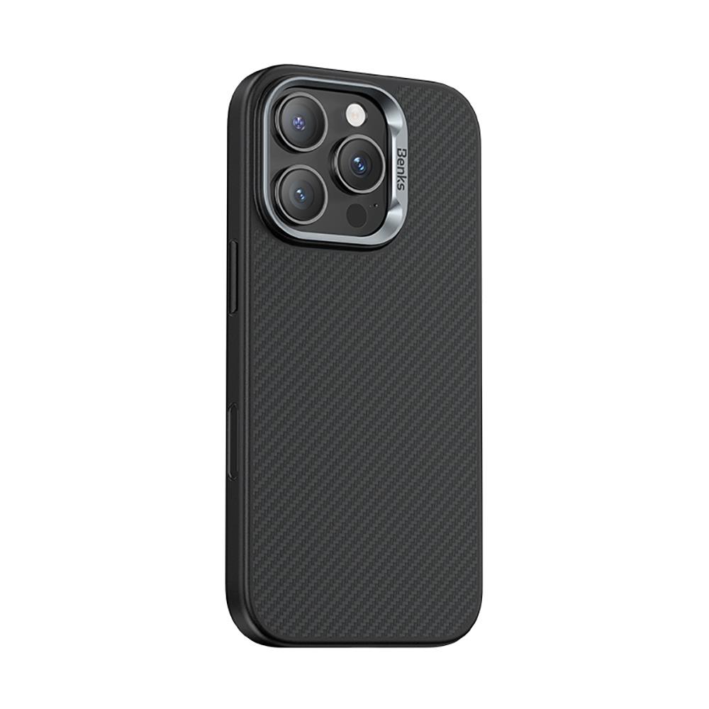 Apple iPhone 16 Pro Kılıf Karbon Fiber M-safe Şarj Özellikli Kamerra Kontrol Butonlu Benks Hybrid ArmorPro 600D Kevlar Kapak