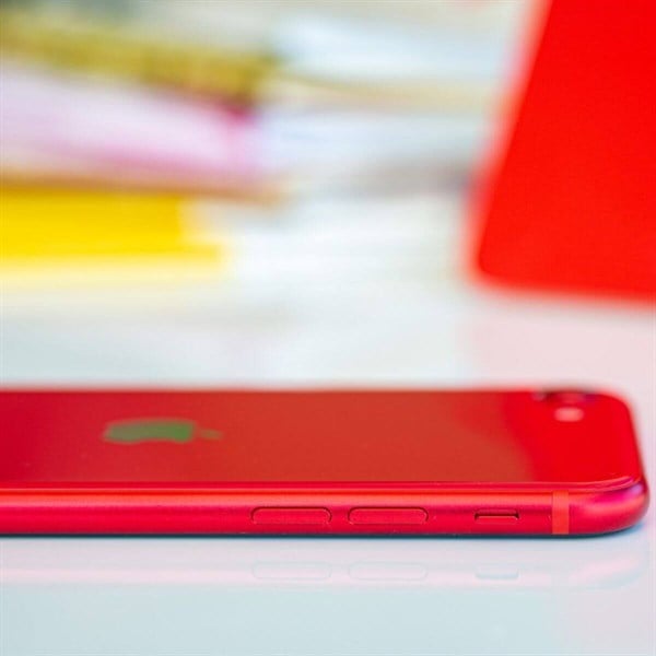 Cep Telefonları Apple iPhone SE 2020 64GB Aksesuarsız