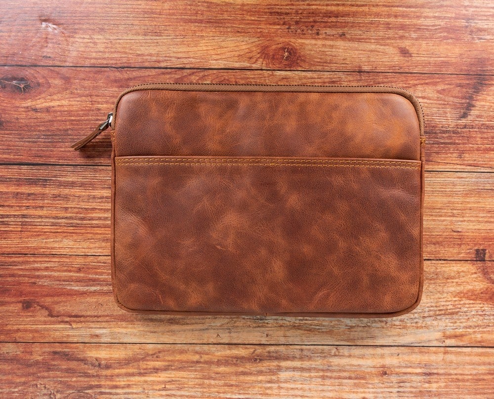 Awe 16 inç MacBook Ve Pc Uyumlu Deri Kılıf TN2 Kahve