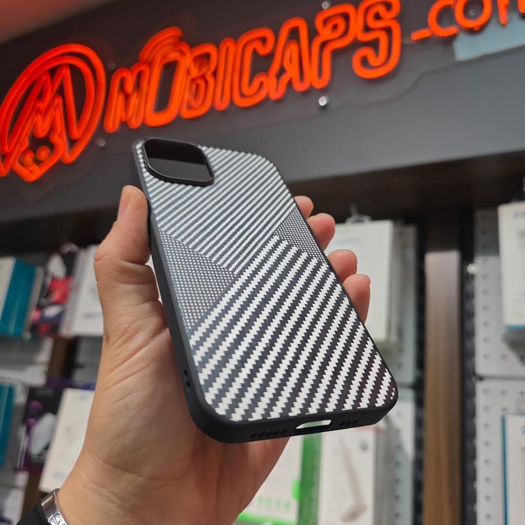 Apple iPhone 11 Slim Karbon Kapak