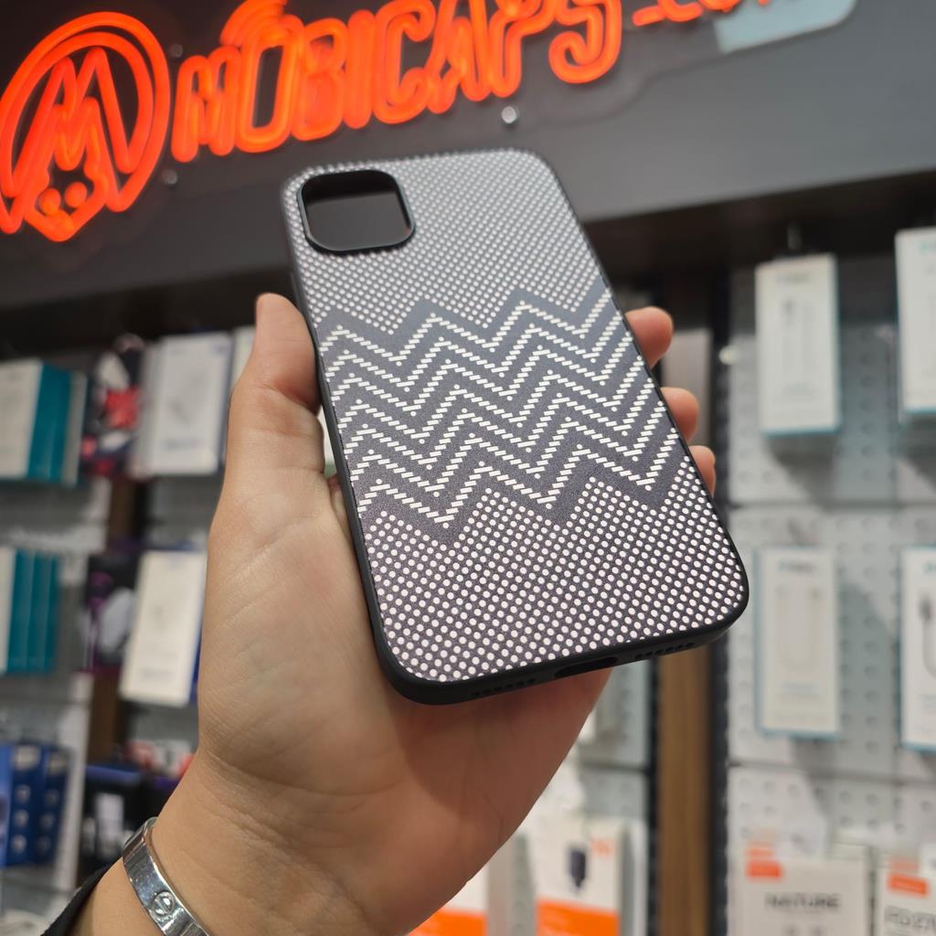 Apple iPhone 11 Slim Karbon Kapak