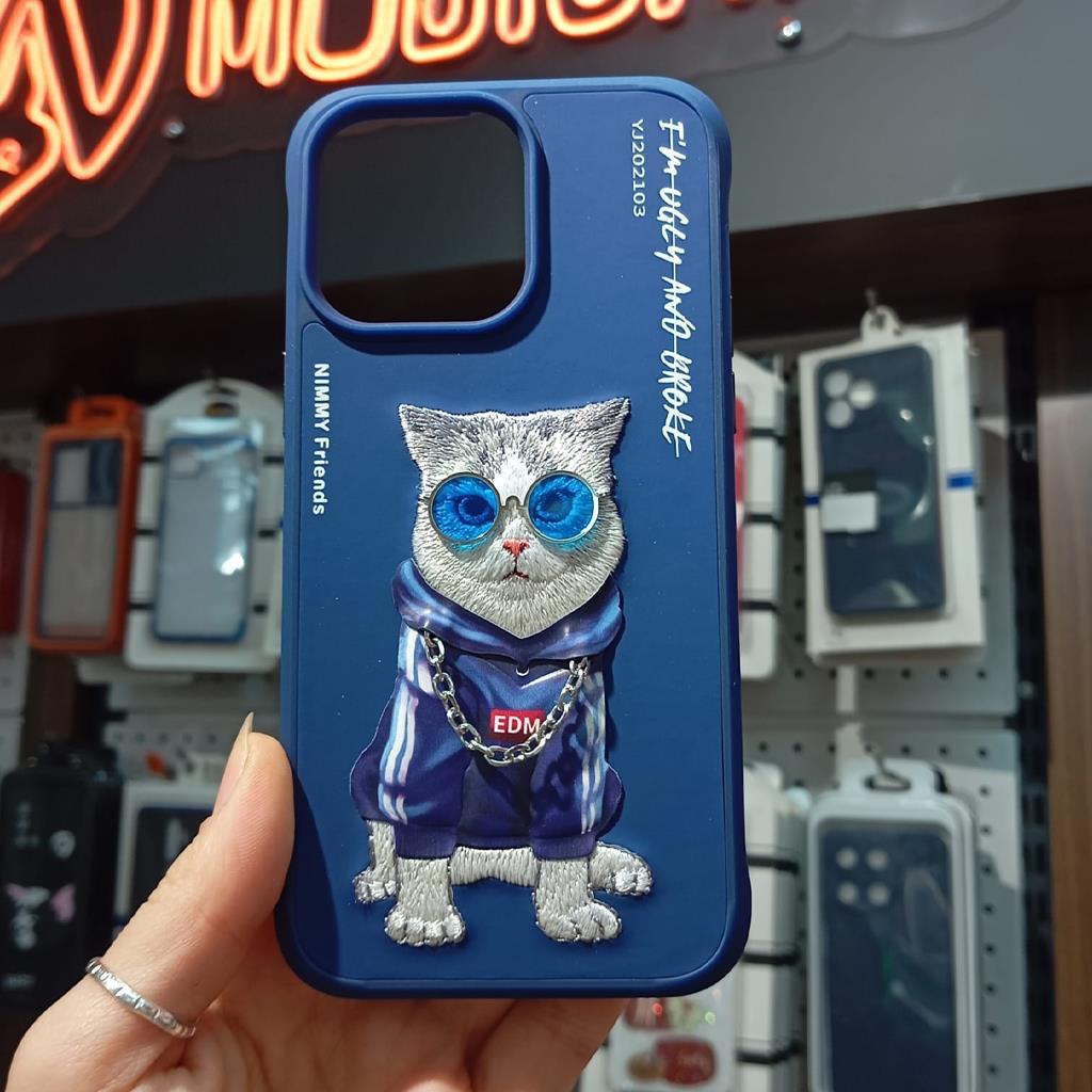 Apple İphone 14 Pro Max Nimmy Dragon Serisi İşlemeli Figürlü Silikon Kılıf