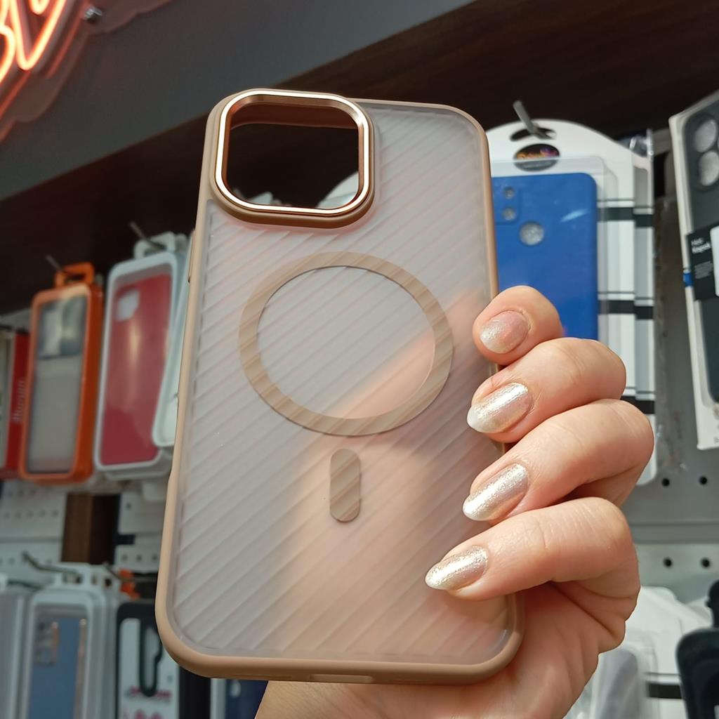 İphone 16 Plus Magsafe Özellikli Matrix Kapak