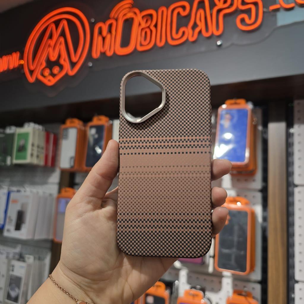 iPhone 16 Pro iCemag Protectiva Kevlar Karbon Magsafe Kılıf