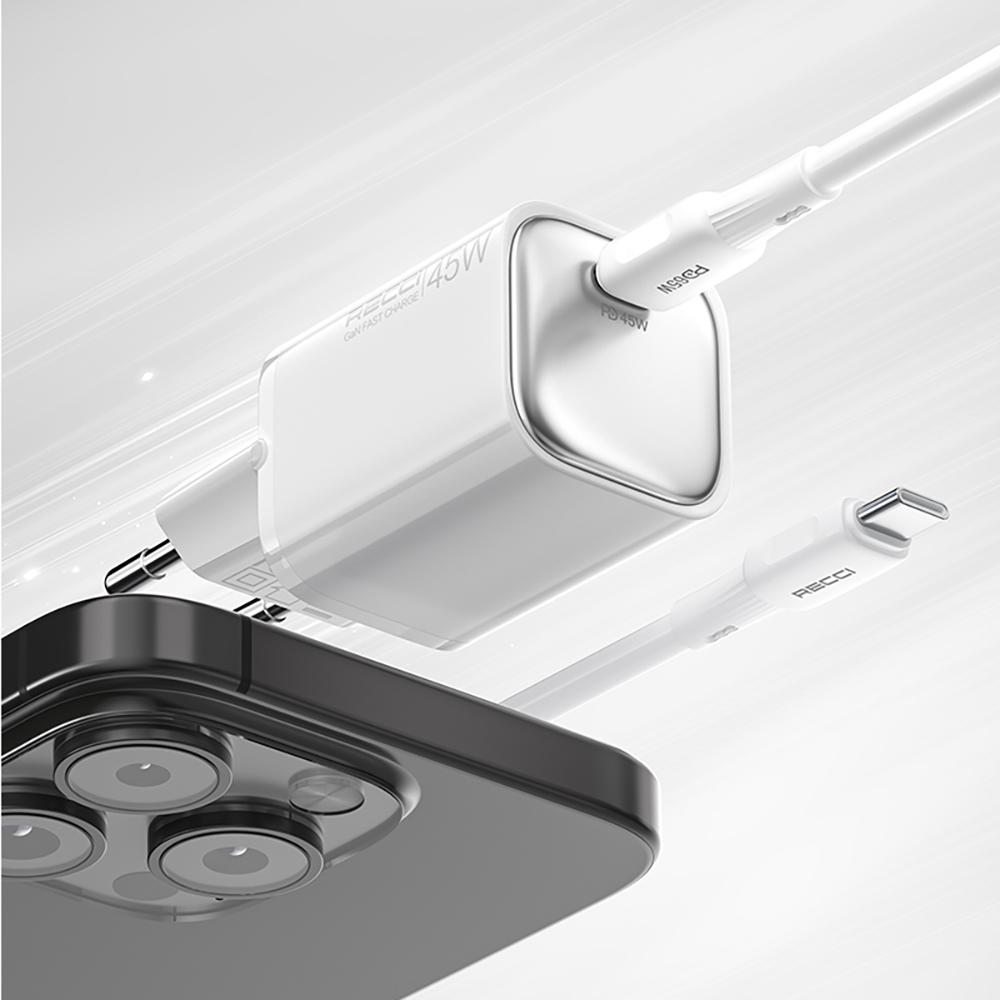Recci RC132E Type-C PD GaN Teknolojili Mini Hızlı Şarj Seti 45W 1M