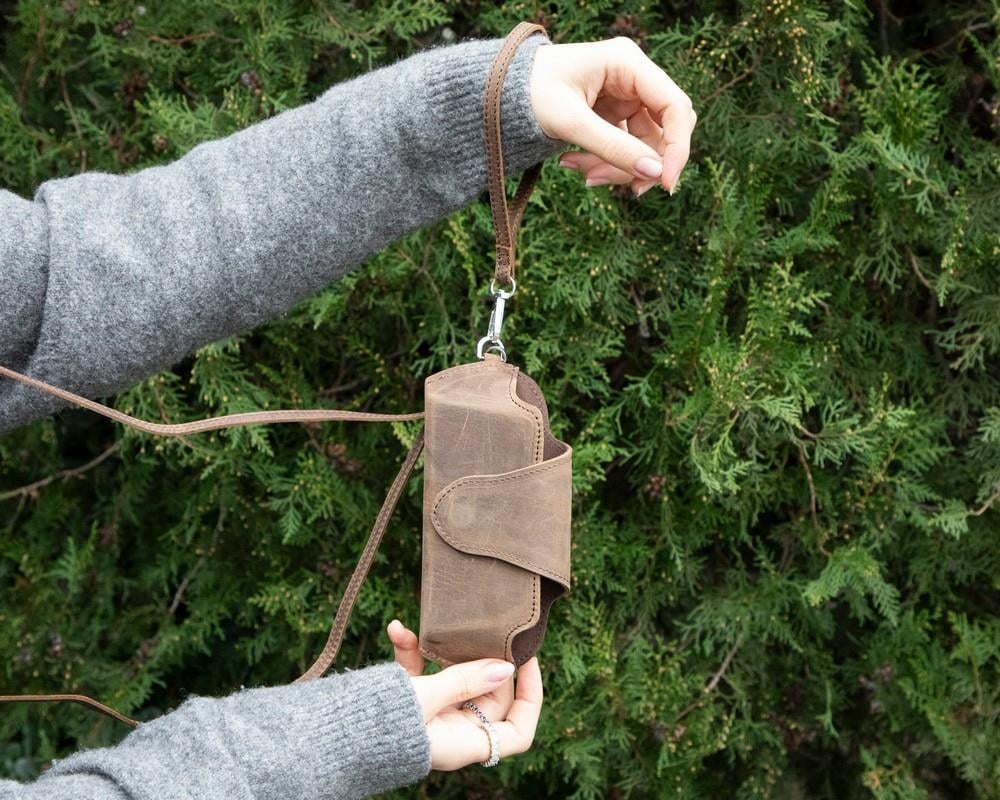 Riviera Deri Askılı Gözlük Kılıfı Karamel