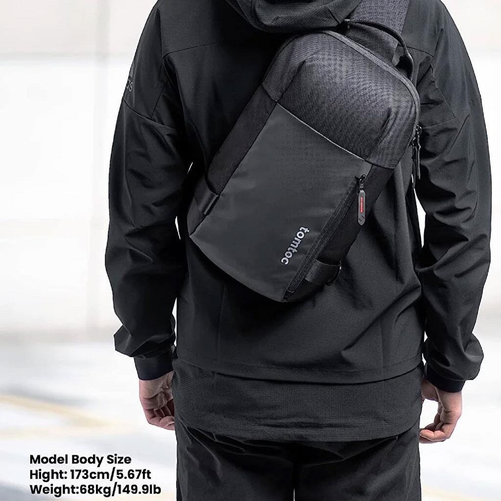 Tomtoc Explorer A54A1D1 A54 M Su Geçirmez Çapraz Sırt Göğüs 11 Inç Ipad Air & Pro Siyah Omuz Çantası