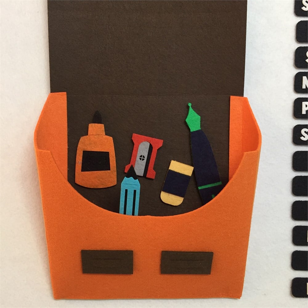 MY SCHOOL BAG.. IN THE CLASSROOM ÜNİTESİ