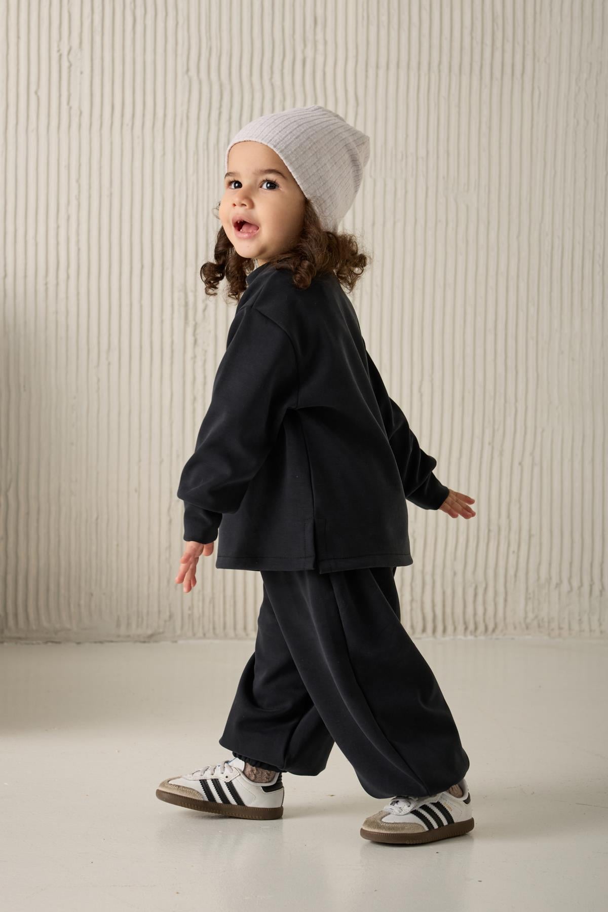 Basic takım Siyah