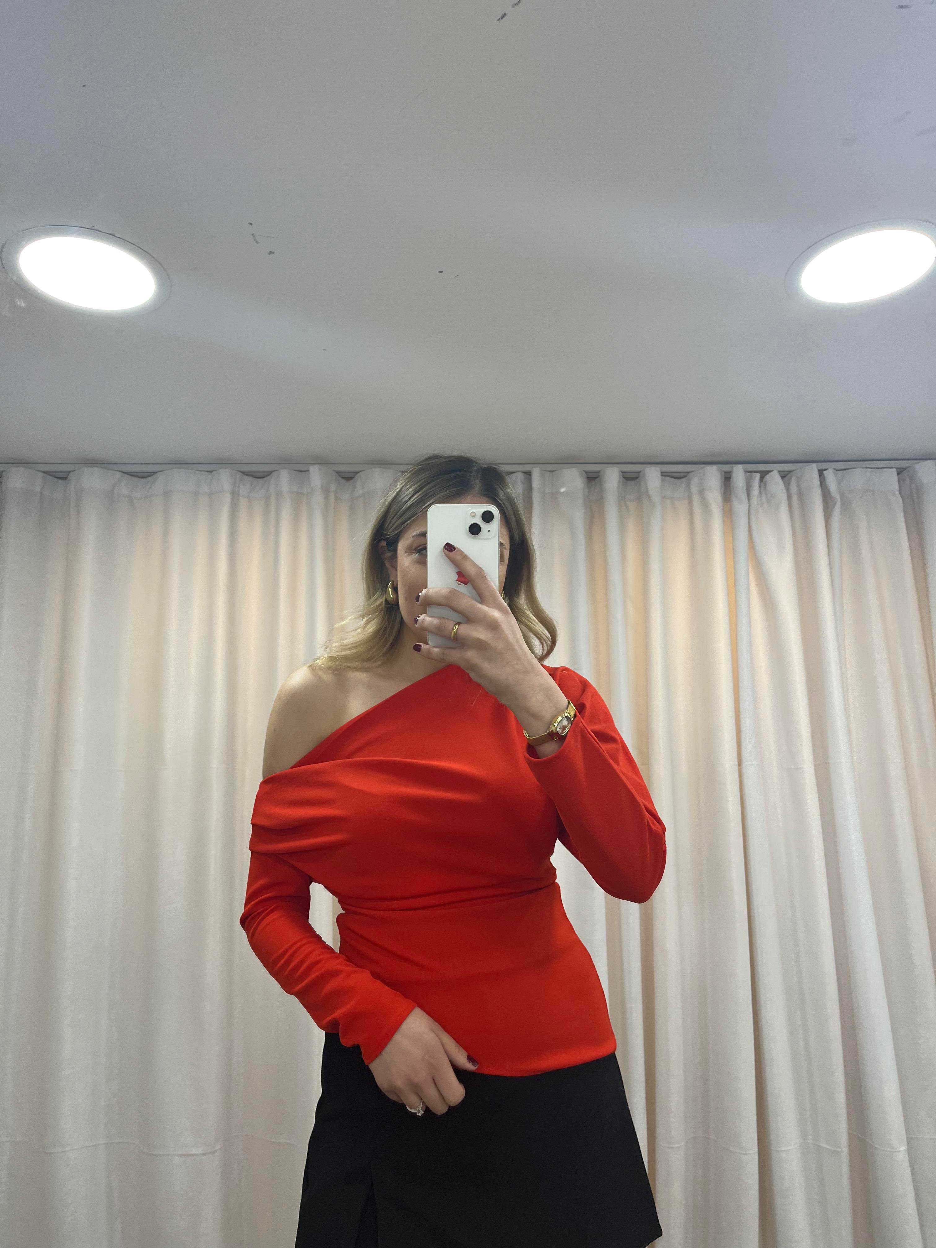 Omuz Detay Bluz Kırmızı